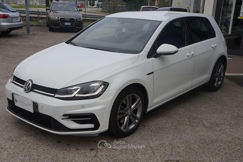 Usata VW Golf VII Sport 116 CV (85 kW) 2017 Bianco Berlina