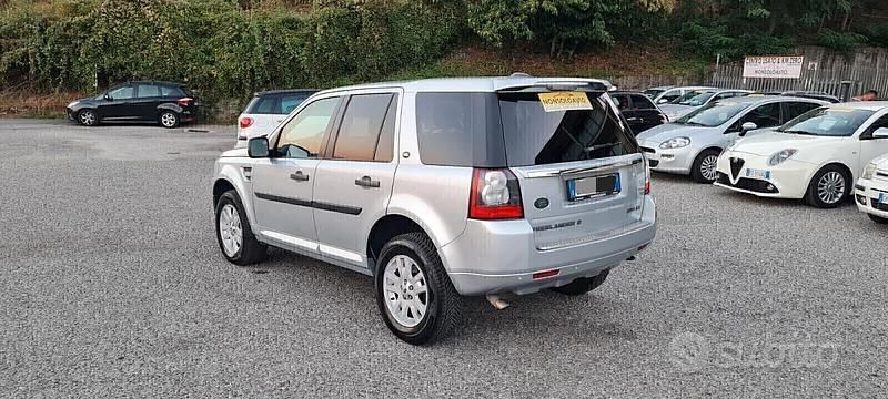 Usata Land Rover Freelander 2 190 CV (139 kW) 2011 Grigio SUV