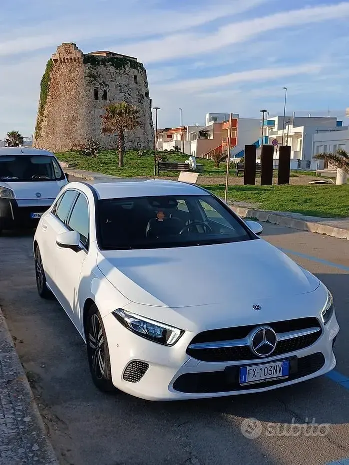 Usata Mercedes A180 116 CV (85 kW) 2019 Bianco Berlina