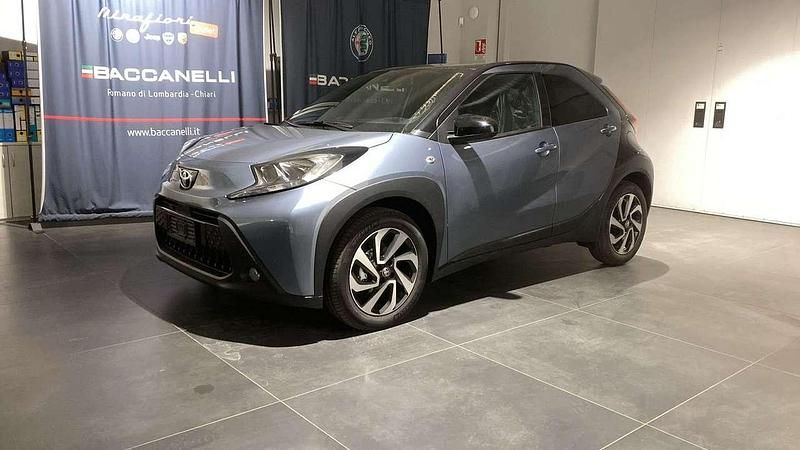 Grigio Nuova 2025 Toyota Aygo X Trend SUV | 17.950 € (Buon prezzo) - Immagine 1/4