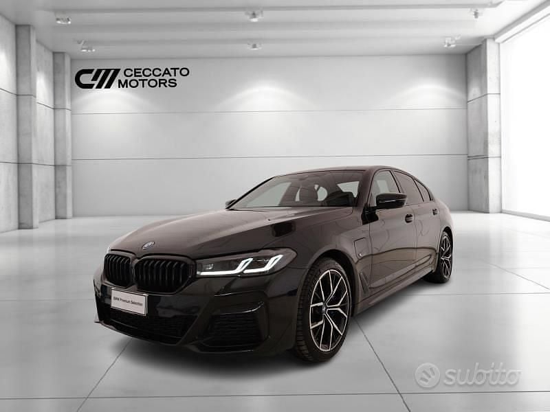 Nero Usata 2022 BMW 520 M Sport Berlina | 36.800 € - Immagine 1/4