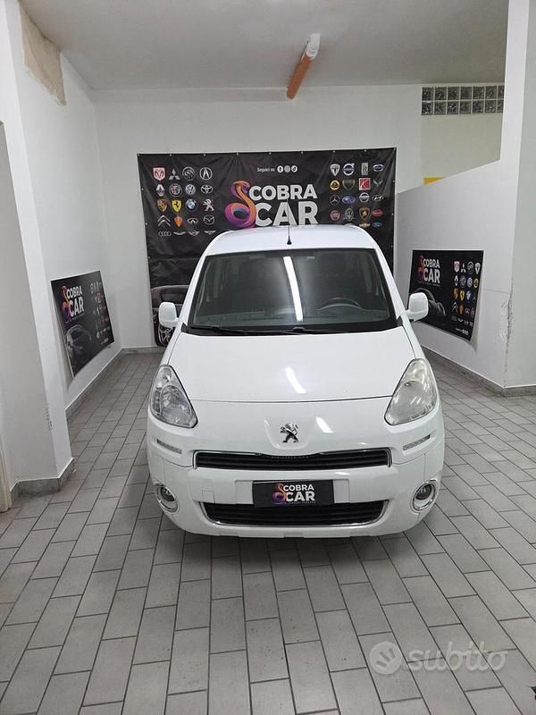 Usata Peugeot Partner Tepee Active 92 CV (67 kW) 2013 Bianco Monovolume