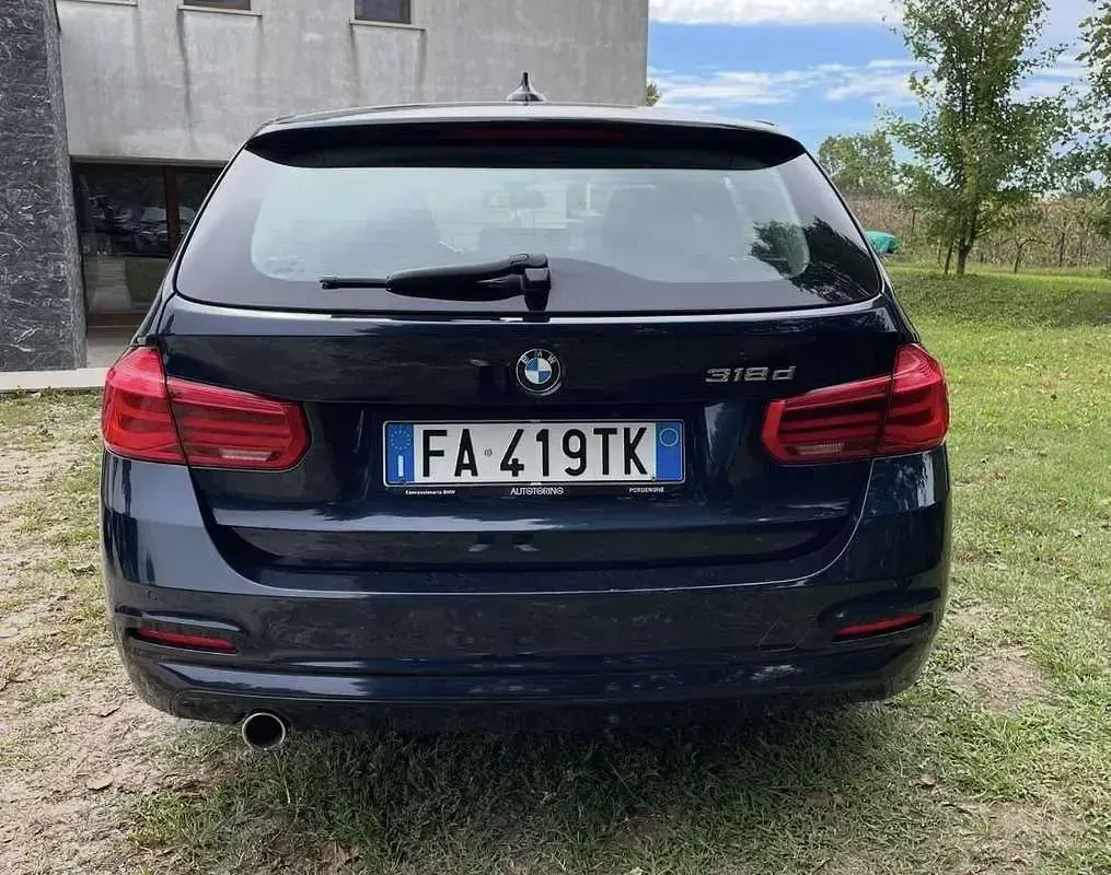 Usata BMW 318 Advantage 150 CV (110 kW) 2015 Berlina
