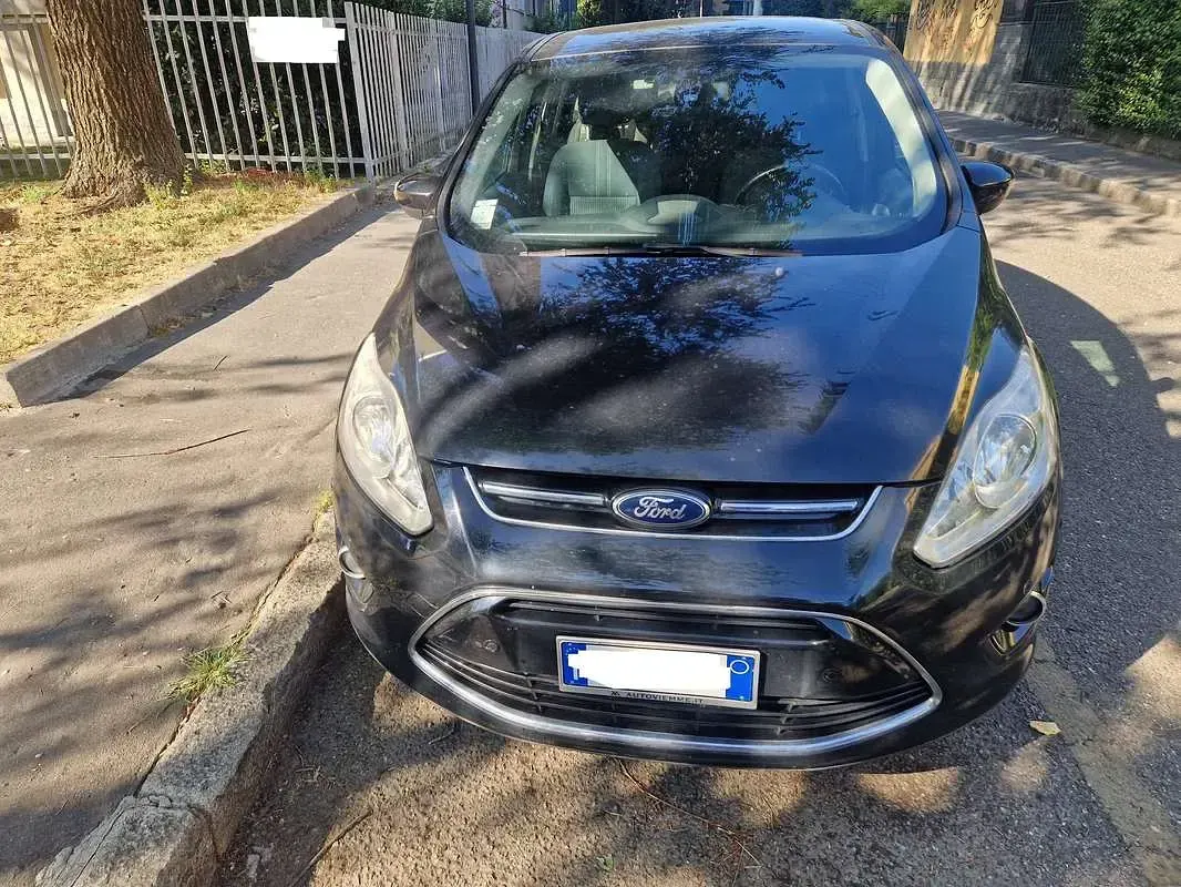 Usata Ford C-MAX Titanium 125 CV (91 kW) 2011 Nero Monovolume