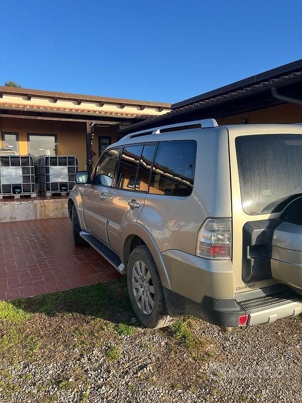 Usata Mitsubishi Pajero 2010 SUV