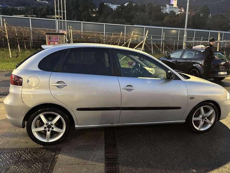 Second-hand Seat Ibiza Stylance 75 CP (55 kW) 2002 Hatchback