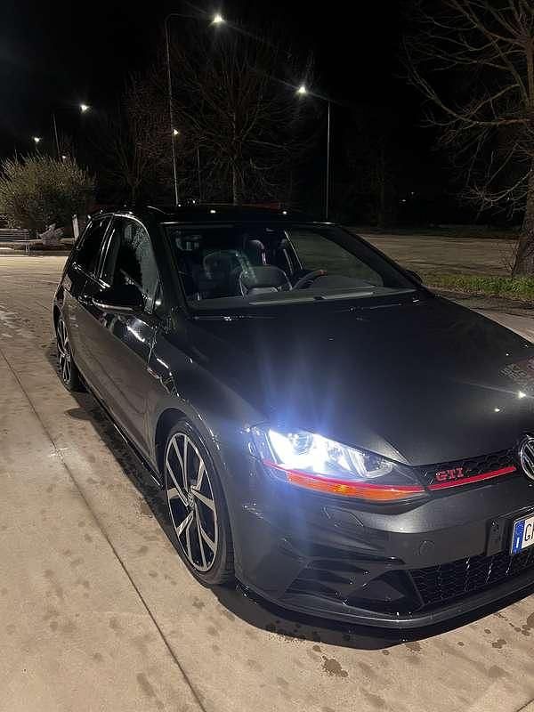 Usata VW Golf VII Business 265 CV (194 kW) 2017 Berlina