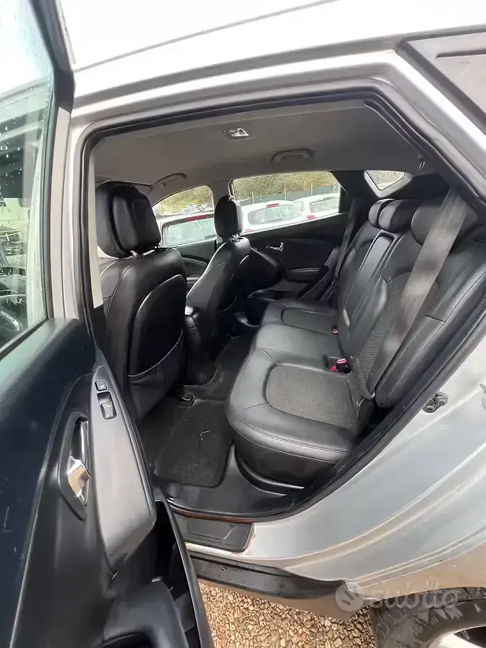 Używany Hyundai ix35 Comfort 115 KM (84 kW) 2013 Szary SUV