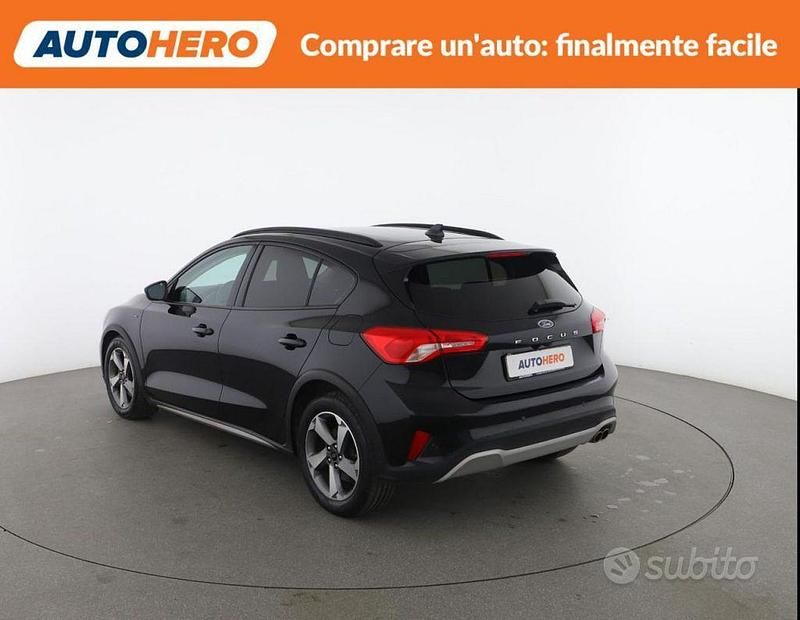 Usata Ford Focus Active 125 CV (91 kW) 2019 Nero Berlina