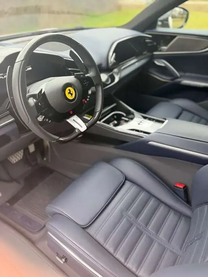 Usata Ferrari Purosangue 718 CV (528 kW) 2024 Bianco SUV
