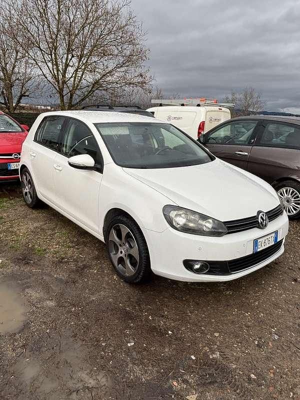 Usata VW Golf VI Highline 105 CV (77 kW) 2011 Bianco Utilitaria