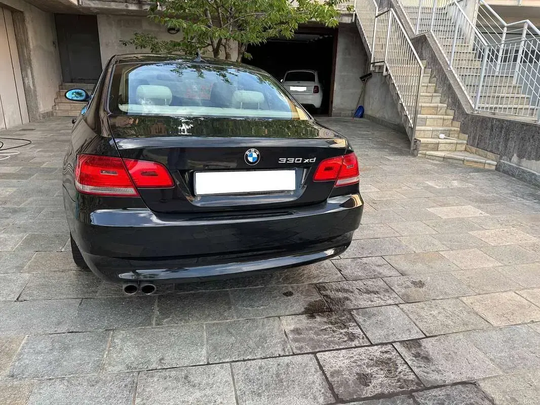 Usata BMW 330 231 CV (169 kW) 2007 Nero Coupé
