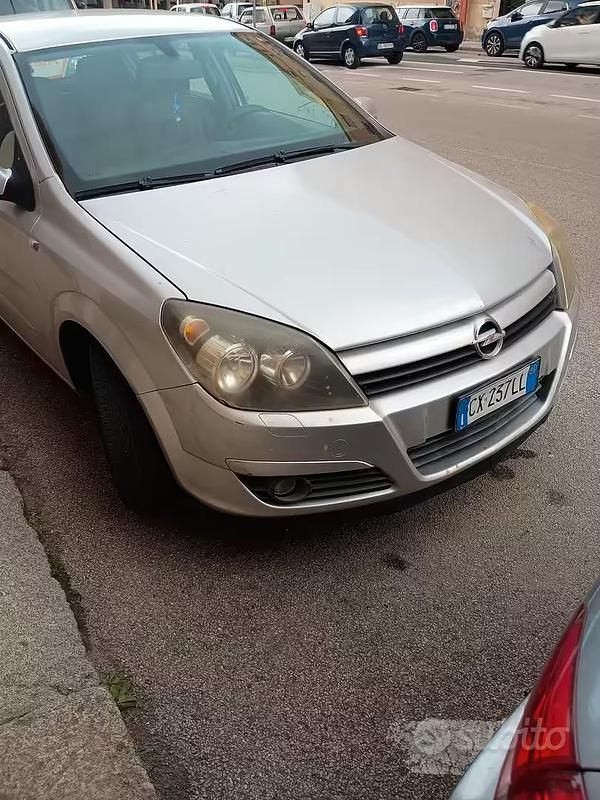 Occasion Opel Astra 101 ch (74 kW) 2006 Gris Break