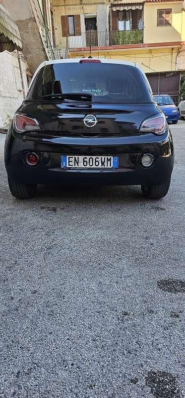 Usata Opel Adam Glam 101 CV (74 kW) 2013 Utilitaria