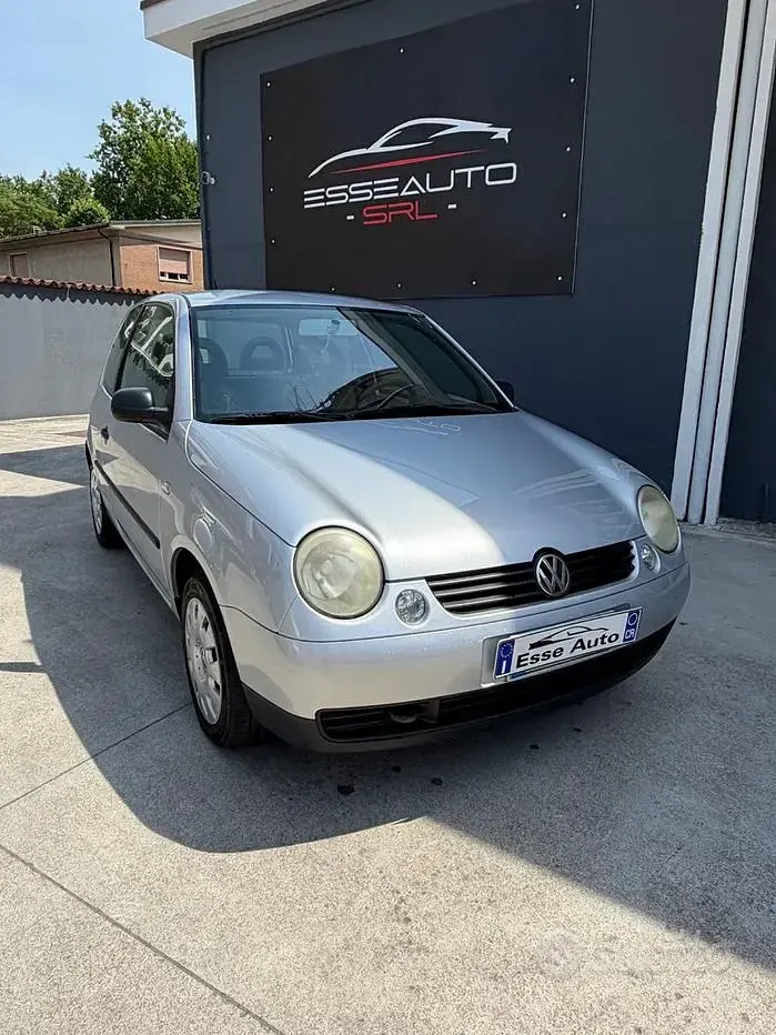 Usata VW Lupo Highline 60 CV (44 kW) 2003 Grigio Utilitaria