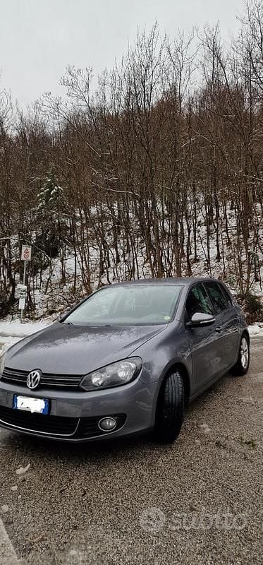 Grigio Usata 2011 VW Golf Tre volumi | 10.000 € - Immagine 1/4
