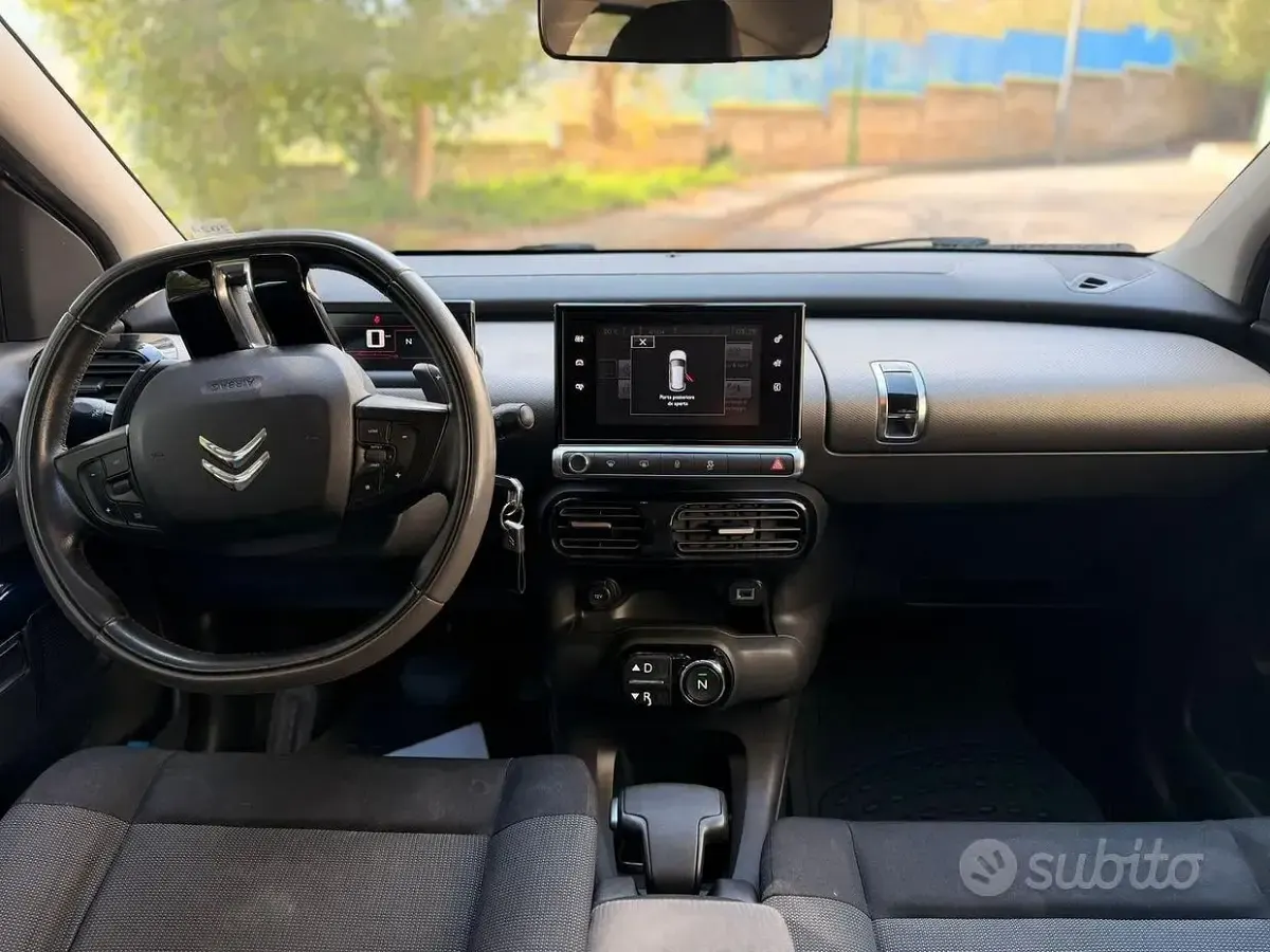 Usata Citroën C4 105 CV (77 kW) 2017 Grigio Berlina