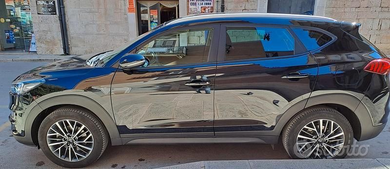 Usata Hyundai Tucson 120 CV (88 kW) 2020 Nero SUV