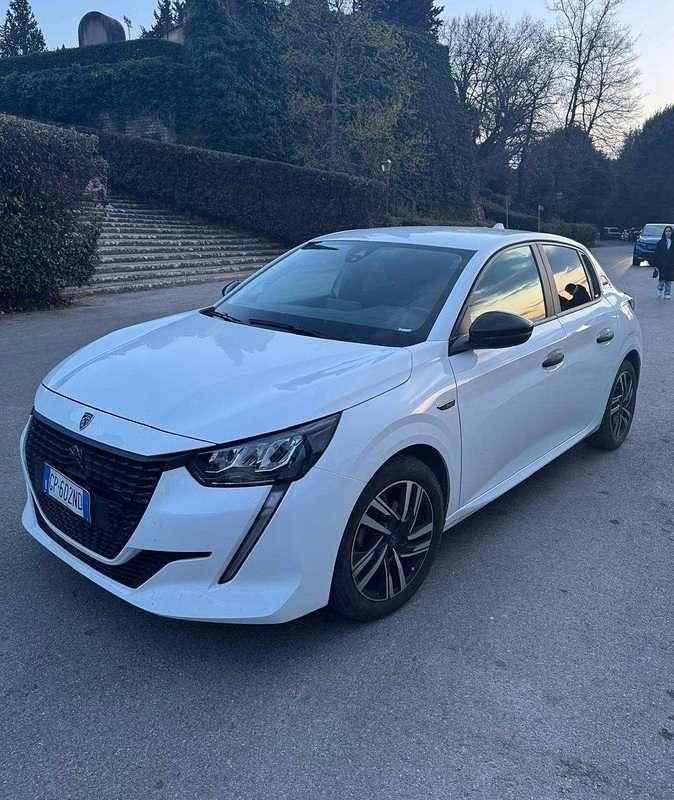 Usata Peugeot 208 Active 75 CV (55 kW) 2020 Utilitaria