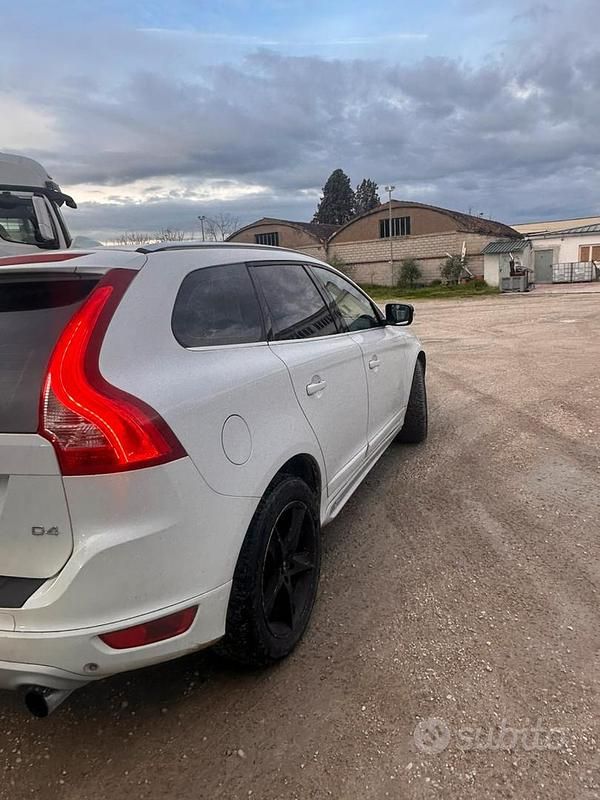Usata Volvo XC60 163 CV (119 kW) 2013 Bianco SUV