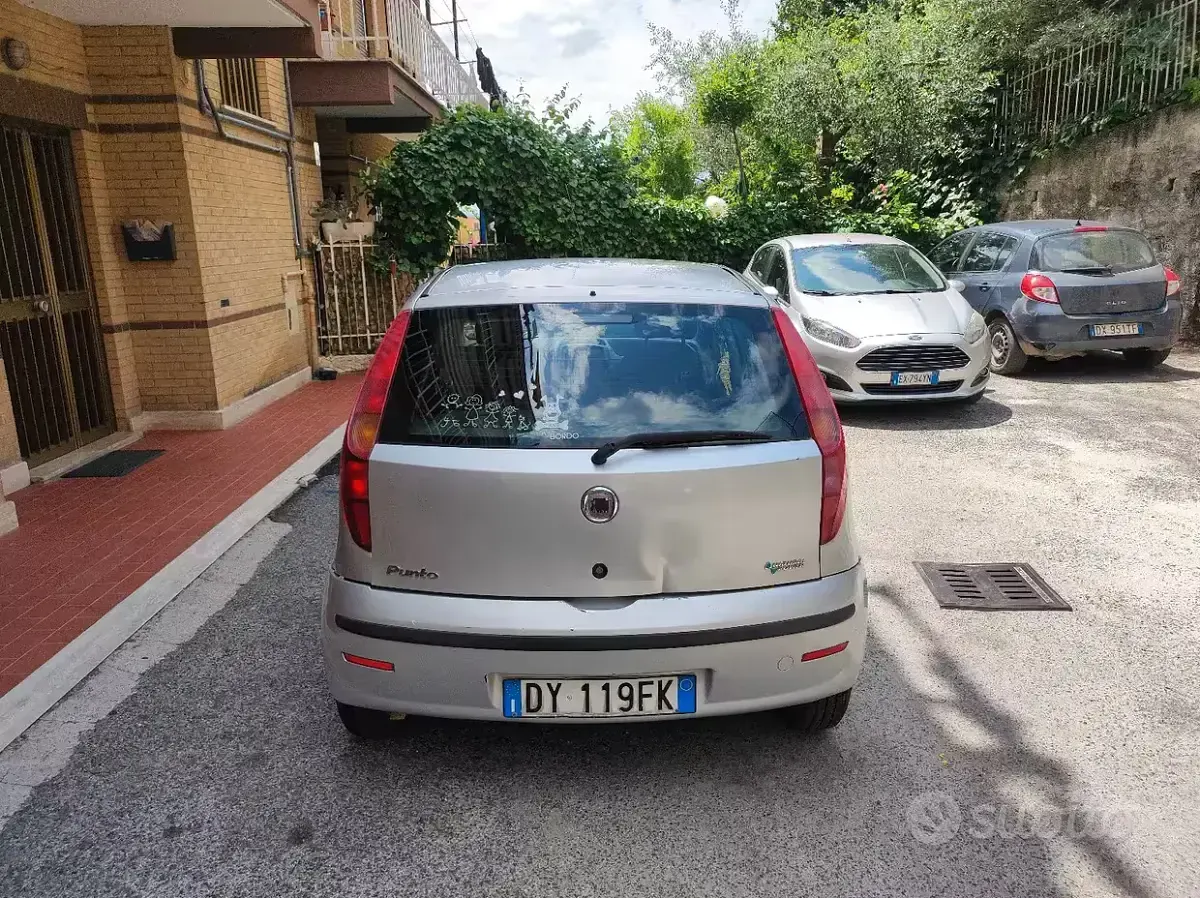 Usata Fiat Punto 60 CV (44 kW) 2009 Grigio Utilitaria