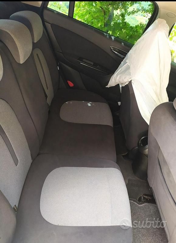 Usata Fiat Bravo 120 CV (88 kW) 2010 Utilitaria