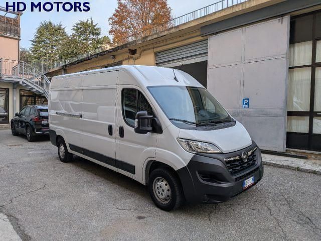 Gebraucht Opel Movano S 140 PS (102 kW) 2024 Weiß Van
