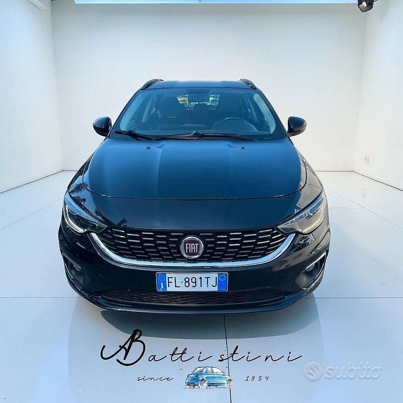 Usata Fiat Tipo Lounge 119 CV (87 kW) 2017 Nero Station wagon