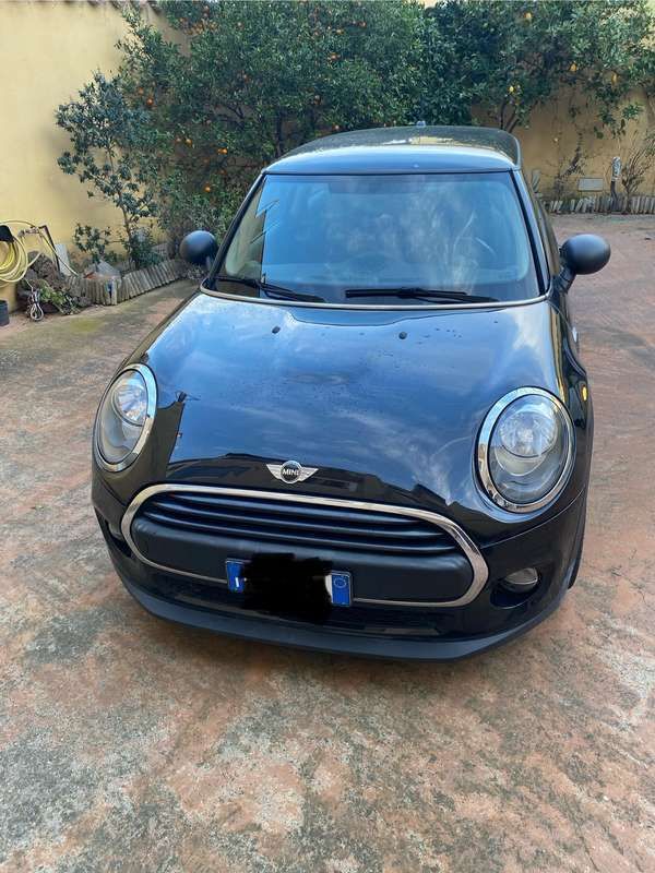 Nero Usata 2017 Mini One D Due volumi | 15.000 € (Molto cara) - Immagine 1/3