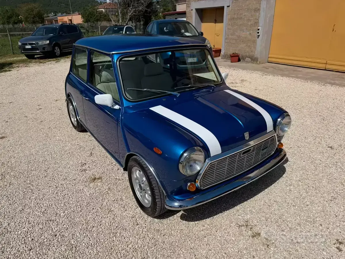 Usata Austin Mini 44 CV (32 kW) 1983 Blu Berlina