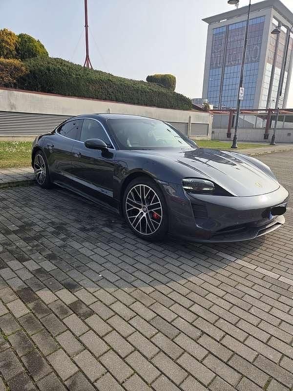 Usata Porsche Taycan 4S 419 kW (571 CV) 2020 Grigio Berlina