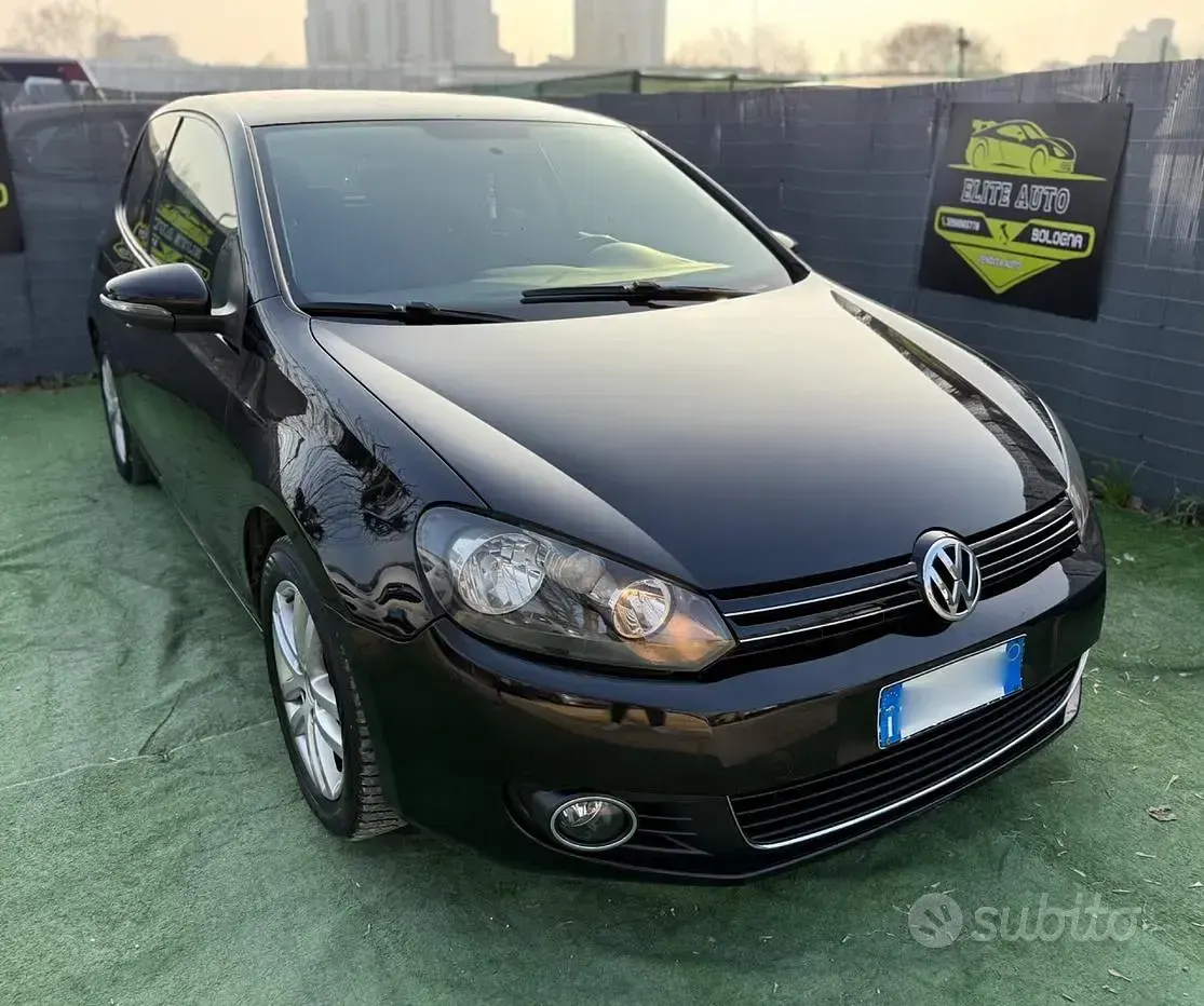 Usata VW Golf VI Highline 122 CV (89 kW) 2009 Nero Utilitaria