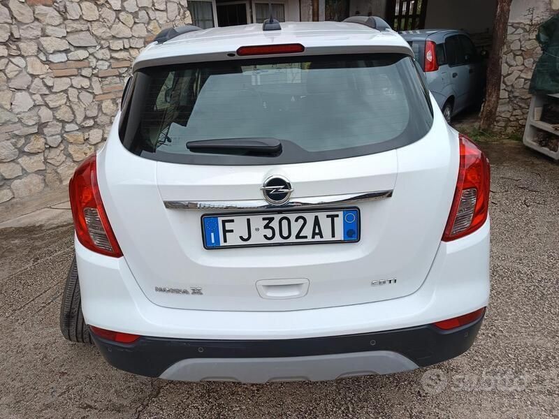 Usata Opel Mokka 110 CV (80 kW) 2017 Bianco SUV