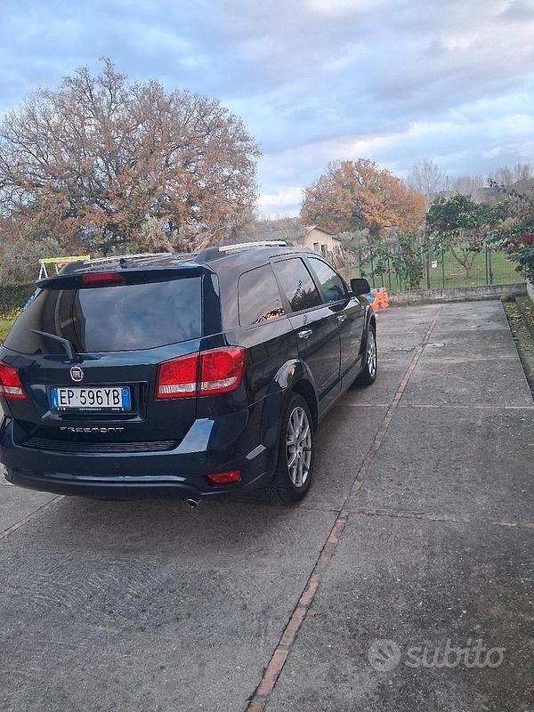 Usata Fiat Freemont 140 CV (102 kW) 2013 SUV