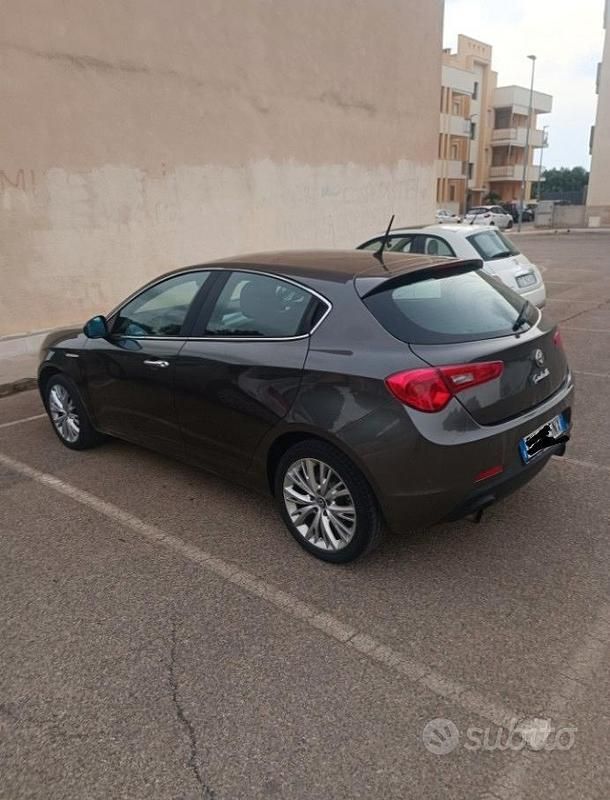 Usata Alfa Romeo Giulietta 140 CV (102 kW) 2011 Berlina