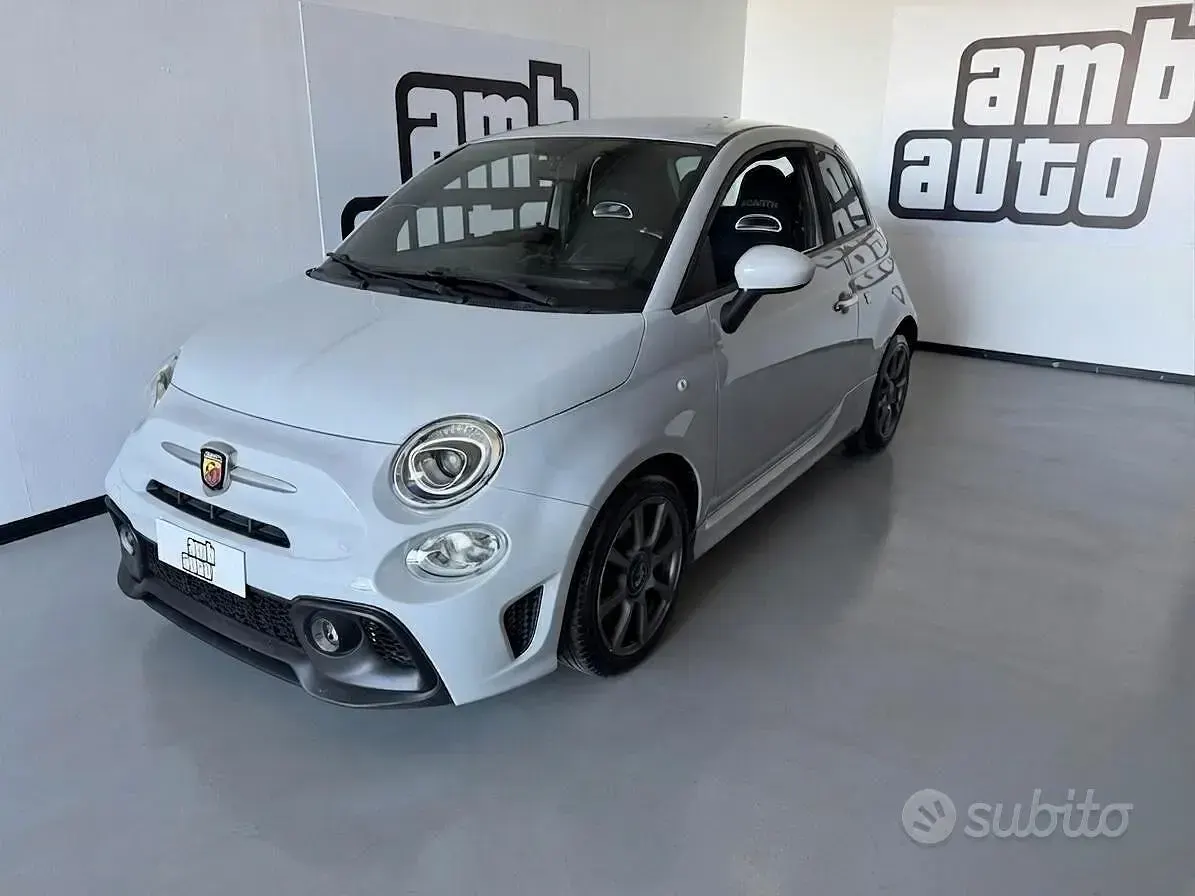Usata Abarth 595 145 CV (106 kW) 2022 Grigio Berlina