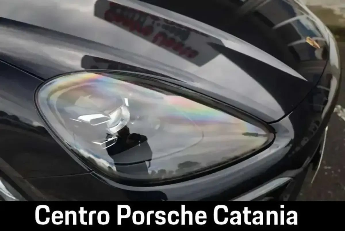 Usata Porsche Cayenne Coupe 340 CV (250 kW) 2022 Blu/azzurro SUV