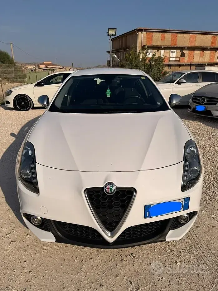 Usata Alfa Romeo Giulietta 120 CV (88 kW) 2016 Bianco Utilitaria