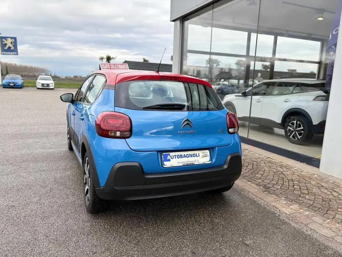 Usata Citroën C3 Shine 102 CV (75 kW) 2018 Blu Berlina