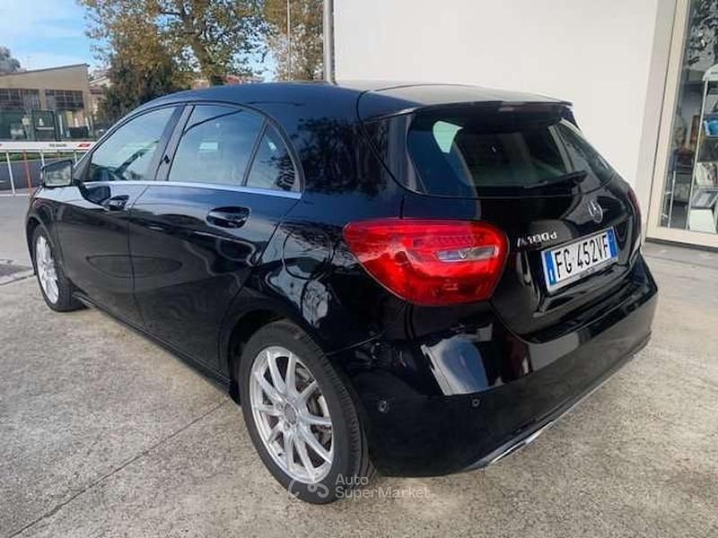 Usata Mercedes A180 Executive 109 CV (80 kW) 2016 Nero Berlina