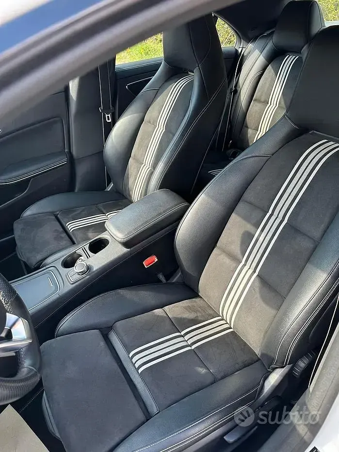 Usata Mercedes CLA200 AMG line 156 CV (114 kW) 2018 Bianco Coupé