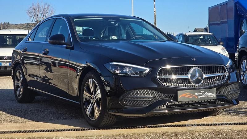 Second-hand Mercedes C220 Advanced Plus 197 CP (144 kW) 2023 Negru Berlinǎ