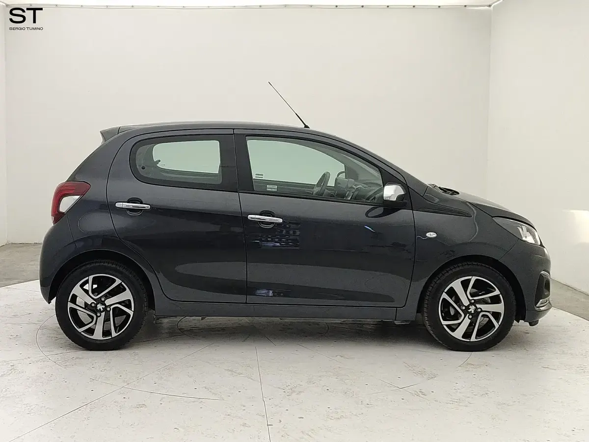 Usata Peugeot 108 Allure 72 CV (52 kW) 2020 Grigio Berlina