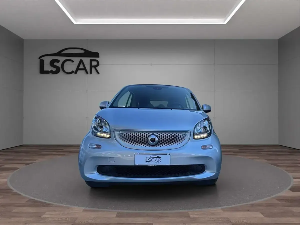 Usata Smart ForTwo Cabrio Passion 70 CV (51 kW) 2017 Giallo Cabrio