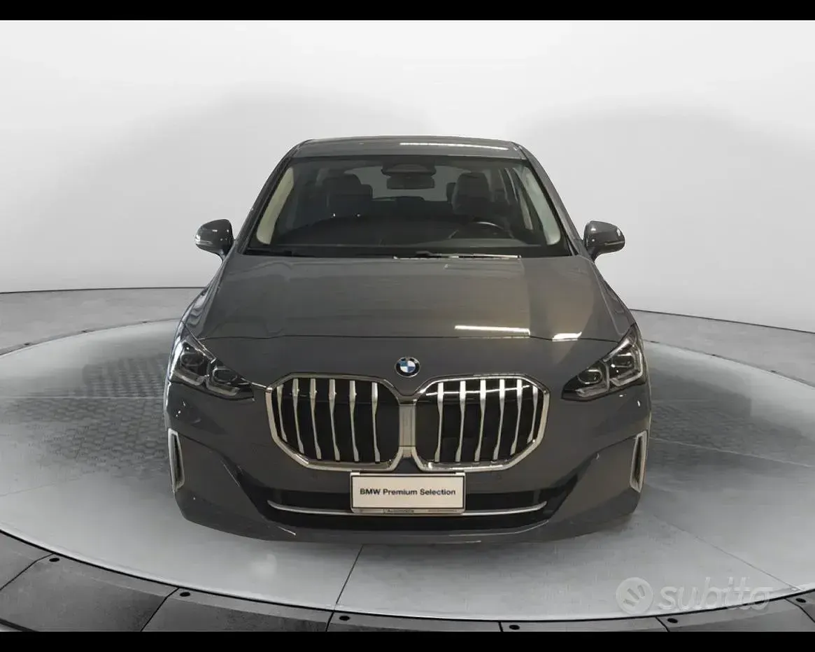 Usata BMW 218 Active Tourer Luxury Line 150 CV (110 kW) 2023 Storm bay met. Monovolume