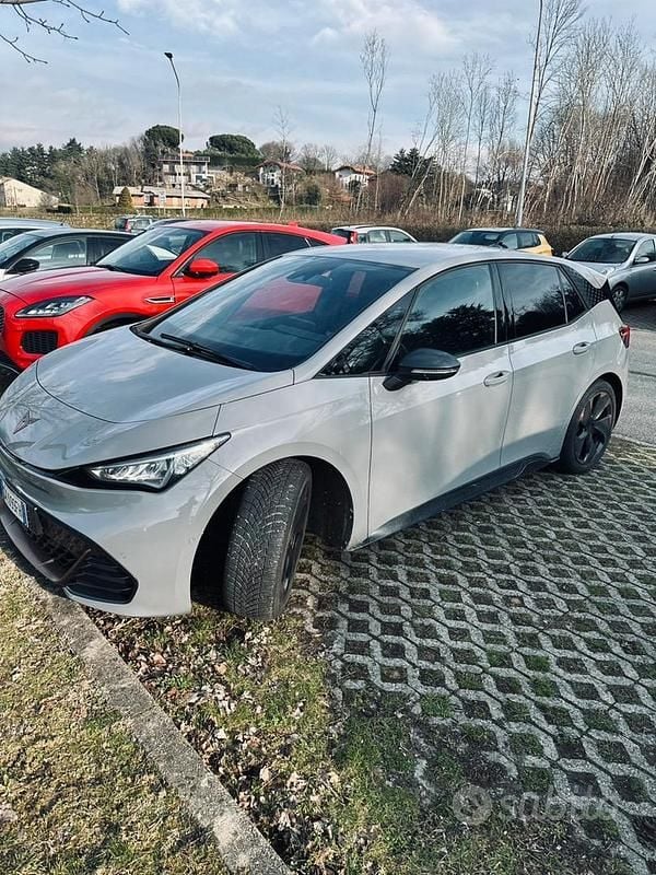 Usata Cupra Born 58 kW (80 CV) 2022 Grigio Utilitaria