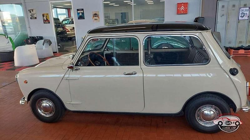 Usata Innocenti Mini 45 CV (33 kW) 1968 Nero Utilitaria