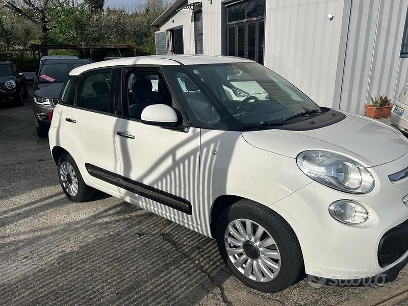 Usata Fiat 500L Lounge 85 CV (62 kW) 2015 Bianco Monovolume