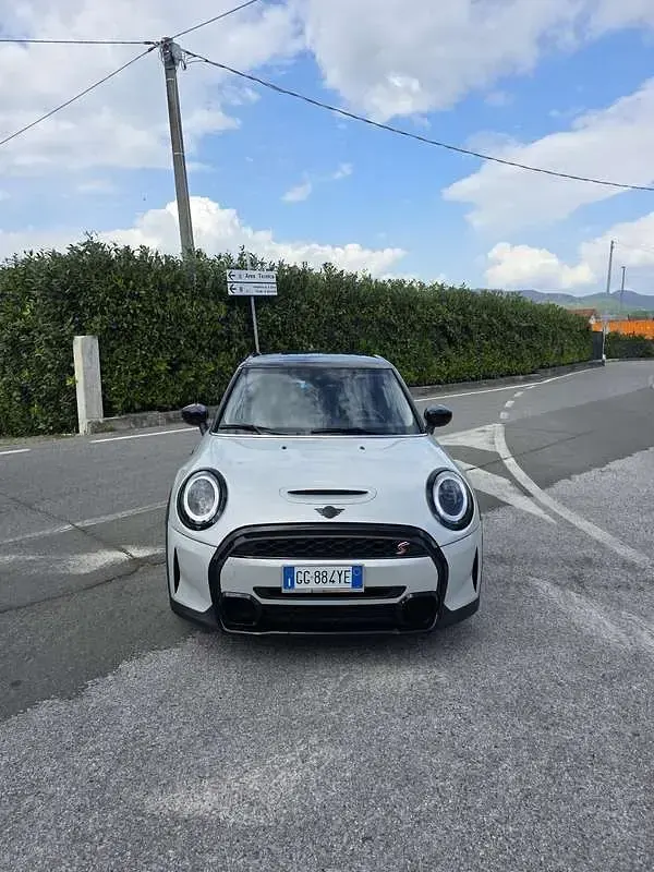 Usata Mini Cooper S Essential 178 CV (130 kW) 2021 Utilitaria