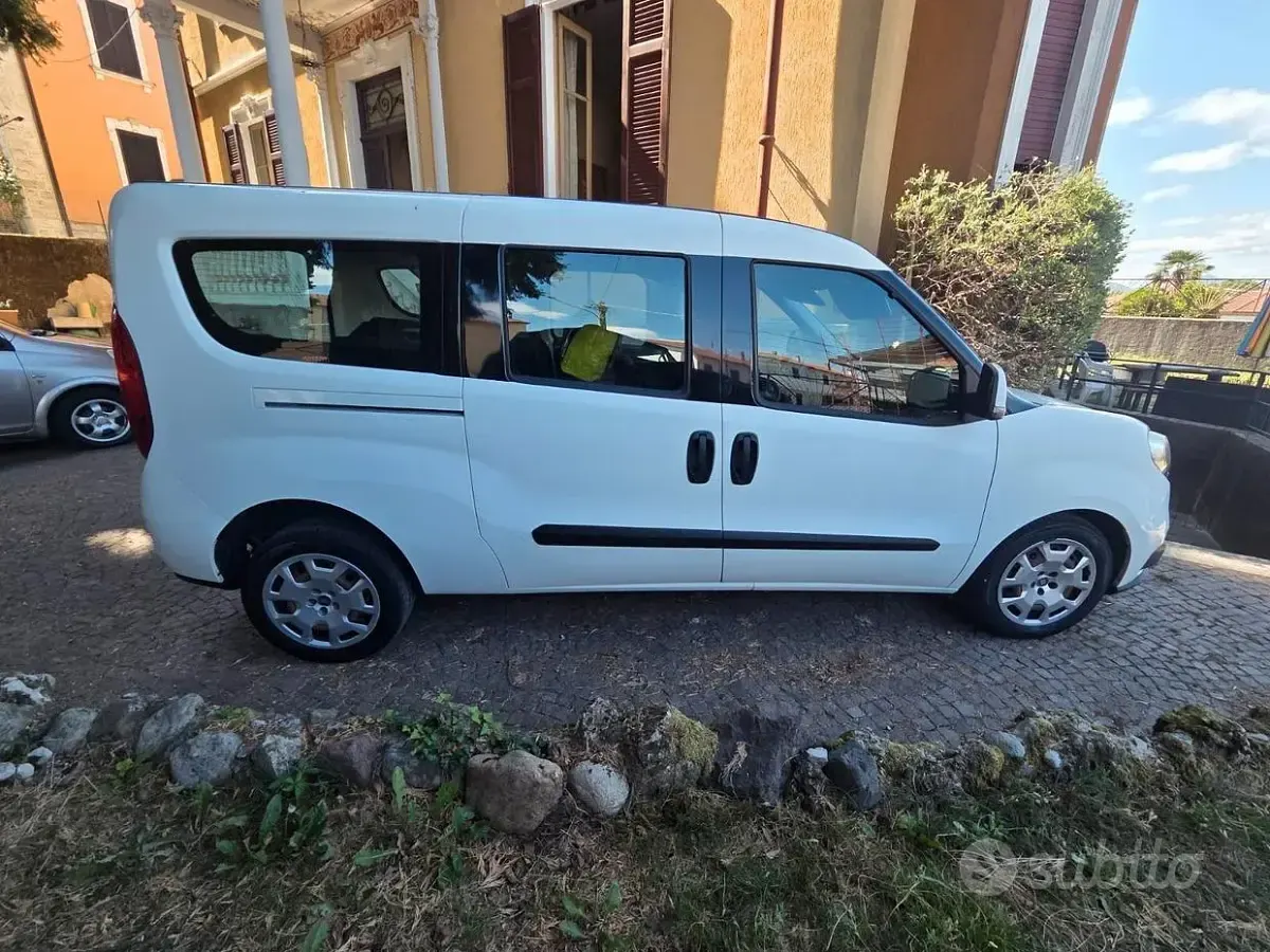 Usata Fiat Doblò 103 CV (75 kW) 2016 Monovolume
